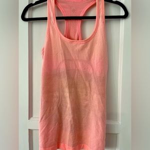 Lululemon Swiftly Tech Tank Size 4